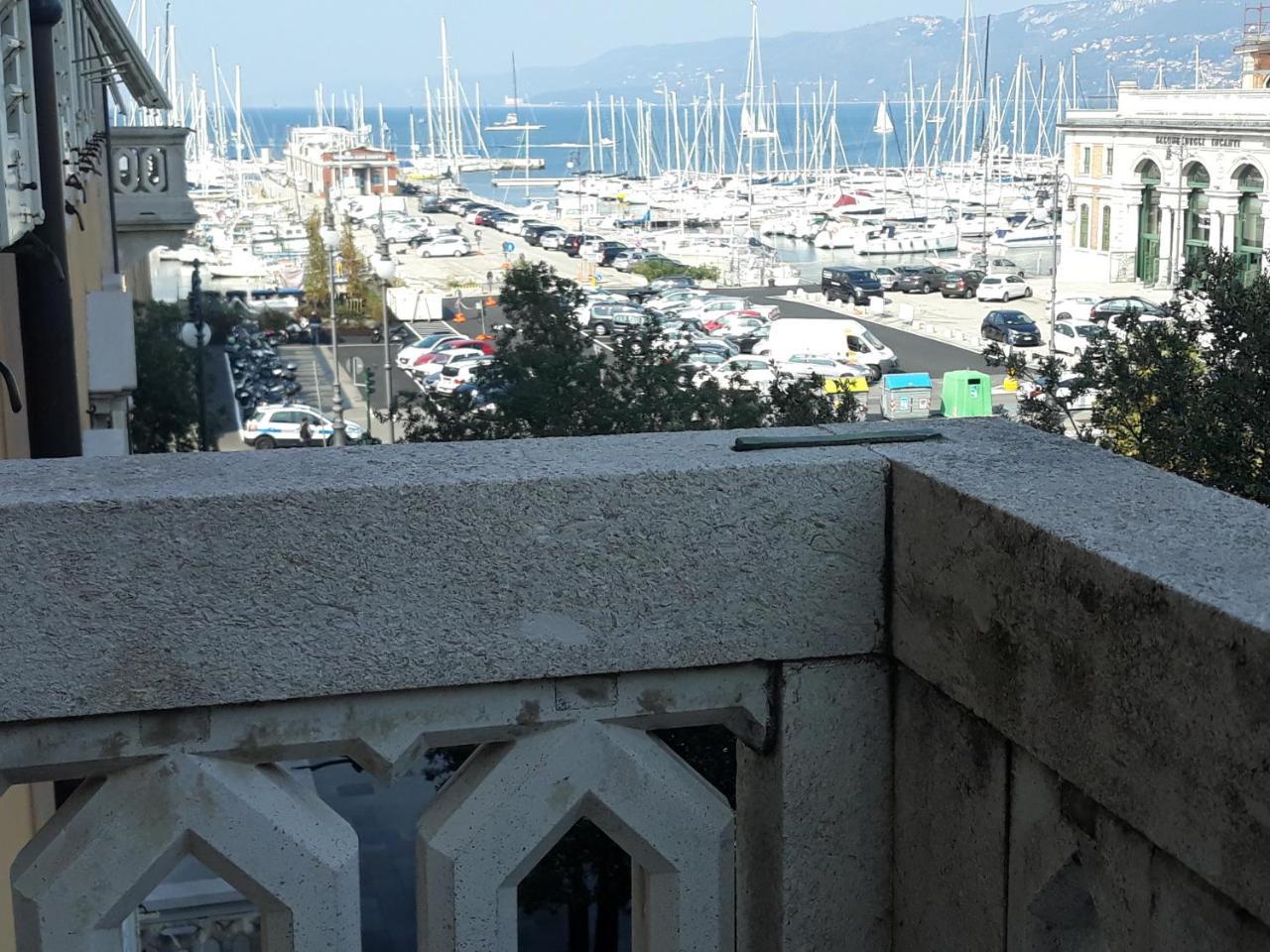 Agli Incanti Trieste Luaran gambar